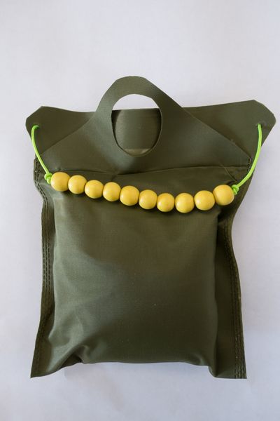 beaded pull from the top corners